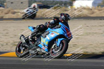 media/Dec-18-2022-SoCal Trackdays (Sun) [[8099a50955]]/Turn 4 (1pm)/